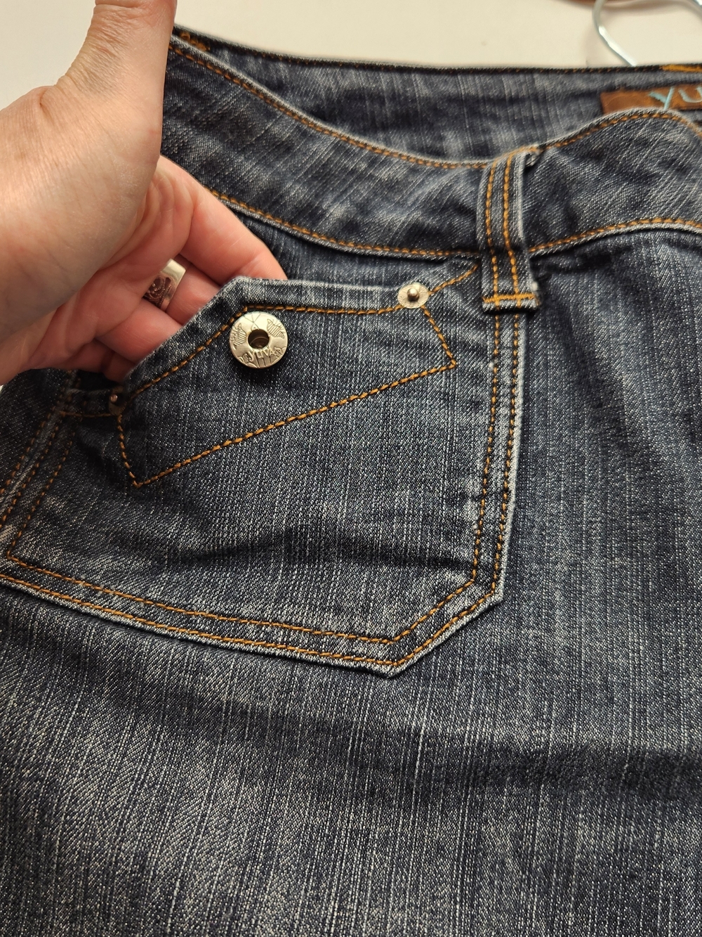 ⭐️Vintage Yuva Dark Wash Denim Bermuda Shorts Jorts Capris Y2K Size 10 - Picture 6 of 13